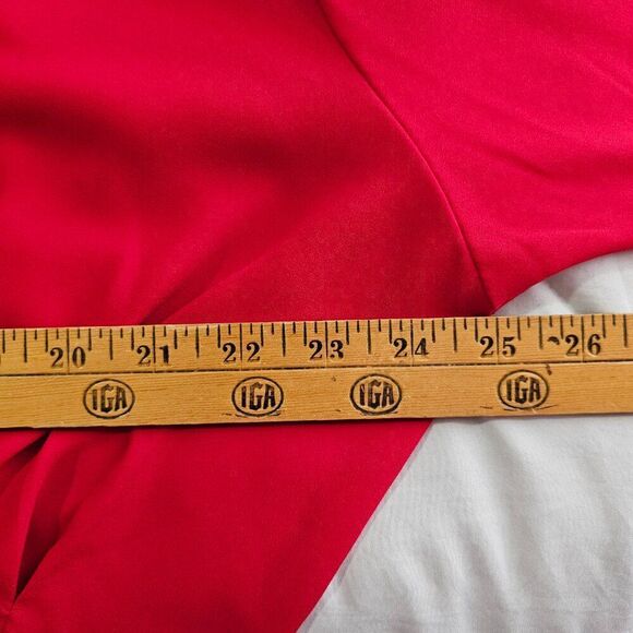 EUC LIKE NEW EXPRESS RED PEPLUM PLEATED LONGSLEEVES TOP SIZE LARGE - Picture 13 of 14